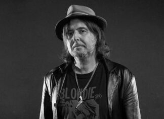 Muere Phil Campbell, guitarrista de Motörhead, a los 64 años