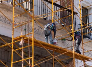 Rehabilitan antigua Sede del Congreso tras desprendimiento en fachada
