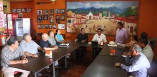 Pável Gaspar se reúne con CANACO Izúcar para escuchar necesidades