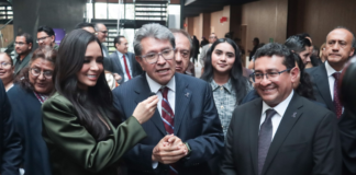 Ricardo Monreal respalda proyecto del Cablebús en Puebla