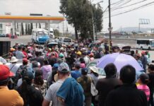 Vuelven a bloquear la Puebla-Orizaba para exigir reactivación de ruta 100