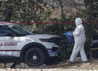 Hallan cuerpo de mujer en inmediaciones de panteón en San Aparicio