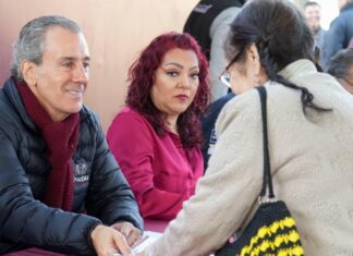 Pepe Chedraui escucha y canaliza peticiones en San Aparicio