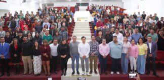 Texmelucan presenta conferencia sobre IA generativa para empresas