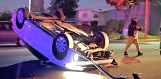 Conductor se da a la fuga tras choque y volcadura en Ciudad Serdán