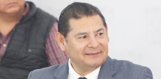 Armenta acusa a “mafias del poder” por ataques mediáticos