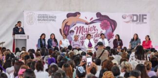 Cuautlancingo reconoce lucha de mujeres por derechos y libertades