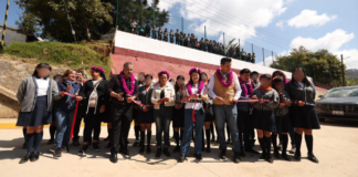 Entregan barda perimetral en bachillerato de Zacatlán