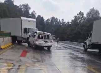 Carambola en la México-Puebla provoca cierre a la circulación