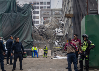 Colapso de edificio en la CDMX deja un trabajador sin vida
