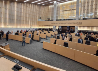 Congreso del Estado avala límites a jubilaciones y pensiones