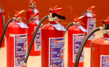 Zacatlán dota de extintores a comedores escolares y refugios