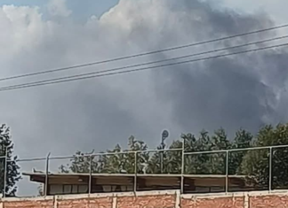 Incendio de llantas y basura alarma a vecinos en Texmelucan