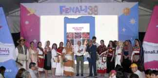 Elías Guerra muestra riqueza textil de la Sierra Norte en la FENALI 39