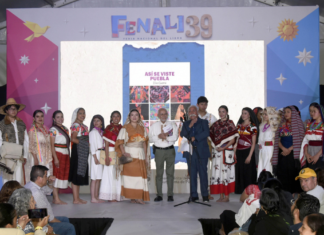 Elías Guerra muestra riqueza textil de la Sierra Norte en la FENALI 39