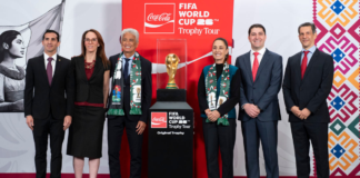 Presentan trofeo de la Copa del Mundo en “La Mañanera del Pueblo”