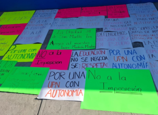 Estudiantes de la UPN Puebla retoman paro y toman instalaciones