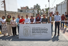 Omar Muñoz entrega obra de pavimentación en Privada Santa Bárbara