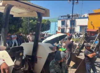 Campesinos protestan por falta de suministro eléctrico en Tecamachalco