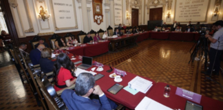 Cabildo de Puebla discrepa por Plan B de la Reforma Electoral