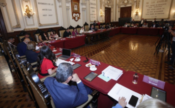 Cabildo de Puebla discrepa por Plan B de la Reforma Electoral