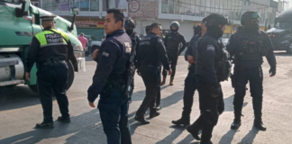 Riña entre transportistas y Tránsito genera tensión en Texmelucan