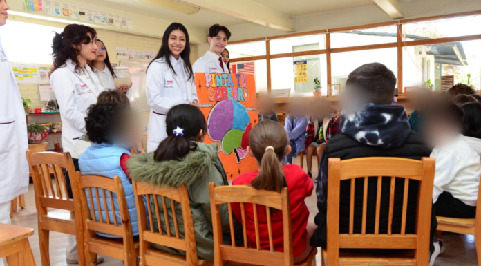 USEP imparte talleres sobre el cerebro a estudiantes de primaria