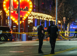 Tiroteo en bar de Texas deja tres muertos y 18 heridos