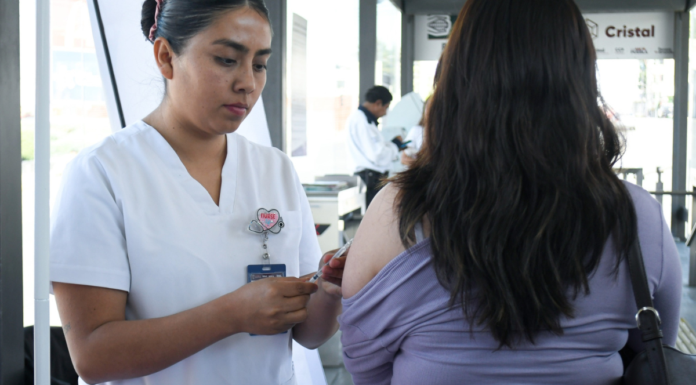 Llevan a cabo jornada de vacunación contra sarampión en el RUTA
