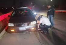 Descartan “ponchallantas” en el Periférico Ecológico; hallan restos metálicos