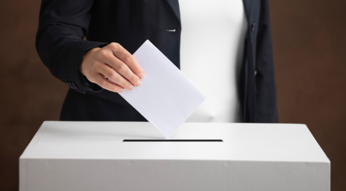 Por hasta 11 boletas, IEE Puebla avala uso de “acordeones” en 2027