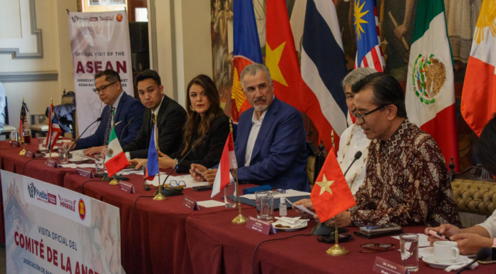 Presentan ventajas de Puebla ante embajadores de la ASEAN