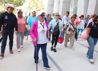 Realiza DIF Puebla capital encuentro entre adultos mayores y universitarios