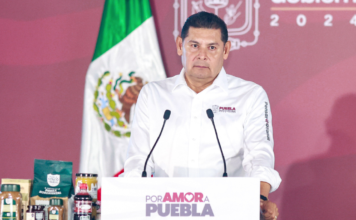 Armenta pide renuncia a servidores con aspiraciones rumbo a 2027