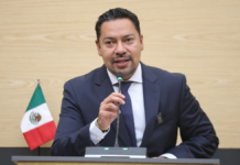 Andrés Villegas impulsa ley contra el feminicidio en Puebla