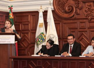 Annie Pardo ofrece ponencia en Cátedra Matilde Montoya en BUAP