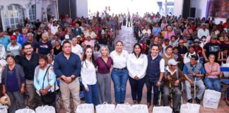 Lupita Cuautle realiza primera entrega de apoyos alimentarios 2026