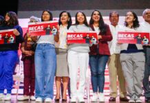 San Pedro Cholula entrega 500 cheques de Beca Quetzalcóatl a estudiantes