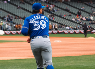 Brandon Valenzuela, el mexicano 153 que debuta en la MLB