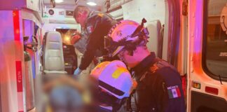 Mujer sobrevive a caída de 10 metros en el Infonavit Rivera Anaya