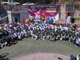 Participa Puebla en clase masiva de béisbol y sóftbol
