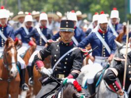 Desfile del 5 de Mayo recupera recorrido tradicional