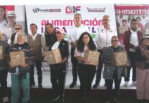 Pepe Chedraui entrega 11 mil despensas en San Felipe Hueyotlipan