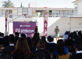 Ayuntamiento de Puebla imparte pláticas de bienestar emocional a estudiantes