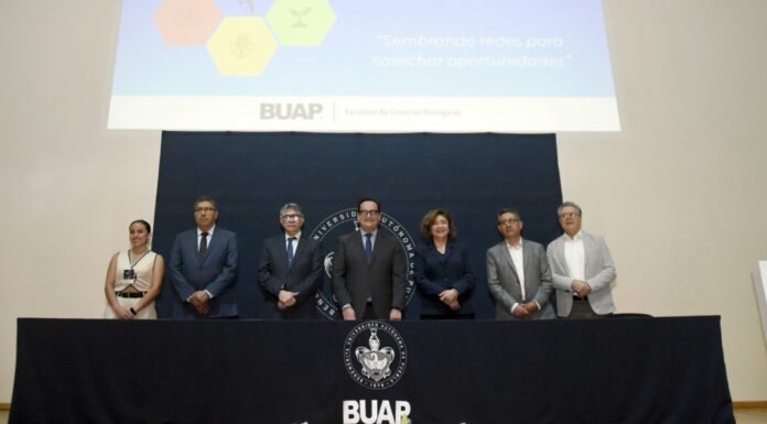 BUAP celebra el Primer Encuentro Estudiantil de Biotecnología