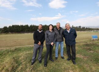 Zacatlán construye cancha de fut5 en Deportivo de Tlatempa