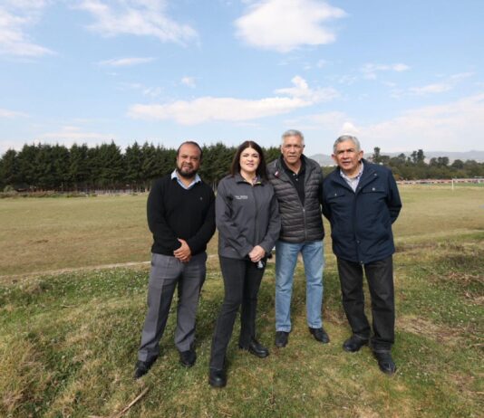 Zacatlán construye cancha de fut5 en Deportivo de Tlatempa