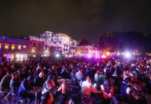 Festival Glow atrae a miles de visitantes al día en Puebla