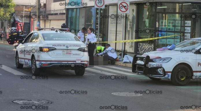 Usuario de scooter eléctrico muere al caer en colonia Huexotitla