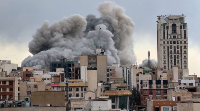 Irán rechaza plan de paz de EU y exige el fin total de la guerra